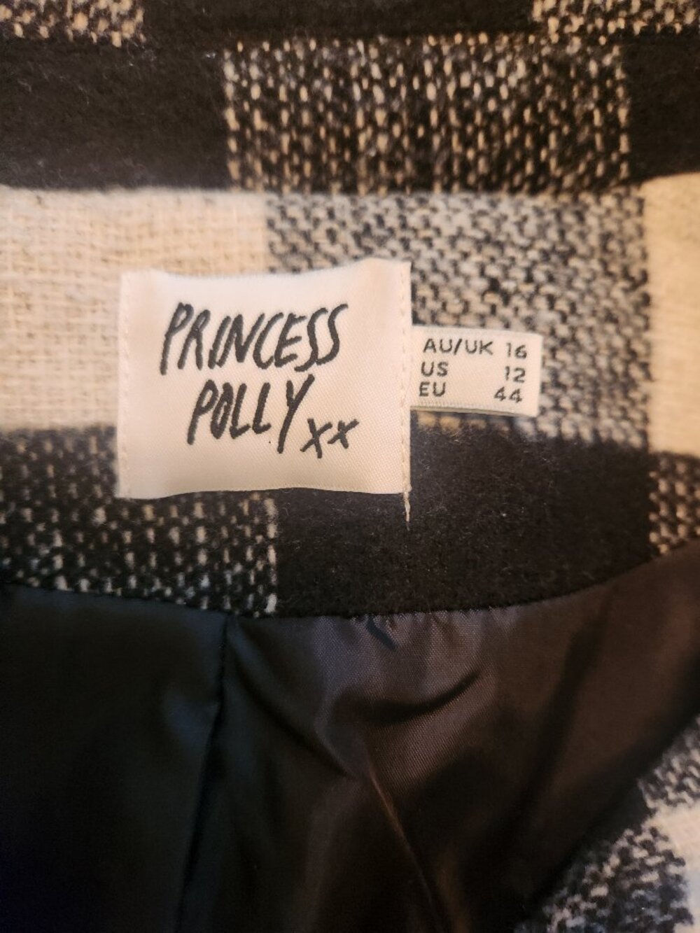 Princess Polly Jacket - Picture 3 of 3